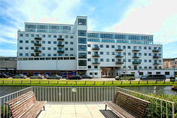 1 Bedroom Apartment To Rent In Waterhouse Street, Hemel Hempstead, HP1