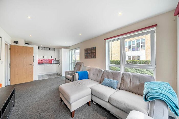 2 Bedroom Flat For Sale In Nicholls Close, Caterham, CR3