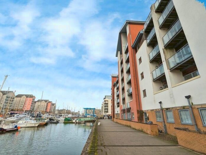 1 Bedroom Flat To Rent In Merchant Square, Portishead, Bristol, BS20