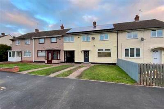 3 Bedroom House To Rent In Brook Meadow Road, Shard End, B34