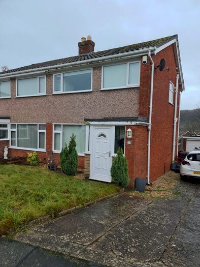 3 Bedroom Semi-Detached House To Rent In Tan Y Bryn Road, Llandudno, LL30