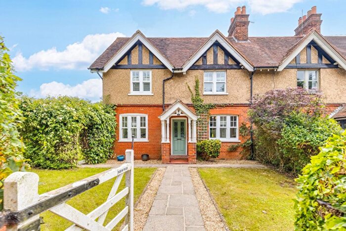 5 Bedroom Semi-Detached House For Sale In Ponsbourne Park, Newgate Street, Hertford, SG13