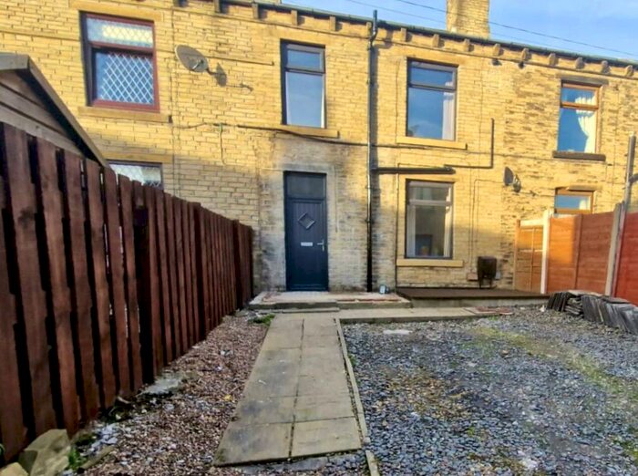 2 Bedroom Terraced House To Rent In Naylors Buildings, Cleckheaton, West Yorkshire, BD19