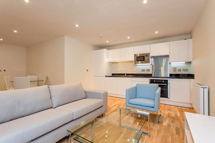 2 Bedroom Apartment To Rent In Elite House, London, E14
