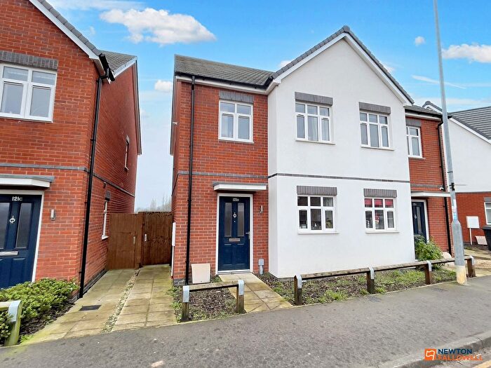 2 Bedroom Semi-Detached House For Sale In Station Road, Bagworth, LE67