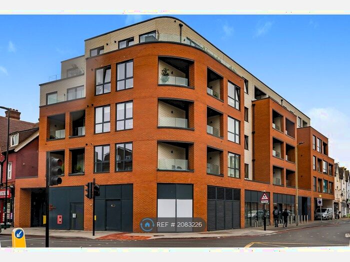 1 Bedroom Flat To Rent In Masons Hill, Bromley, BR2