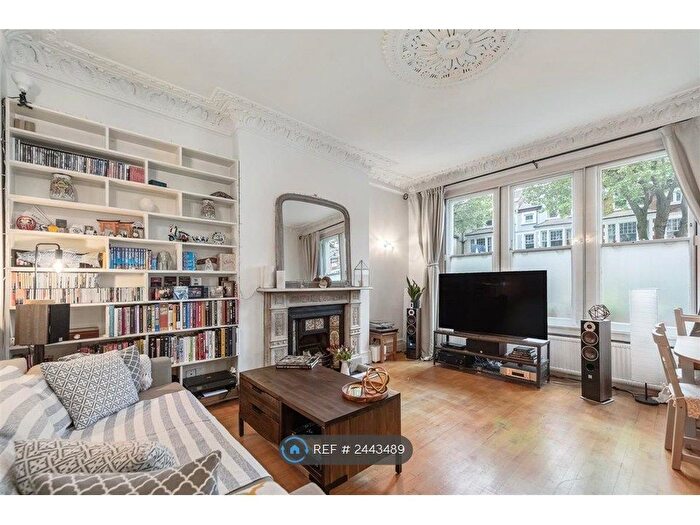 2 Bedroom Flat To Rent In Cavendish Road, London, SW12