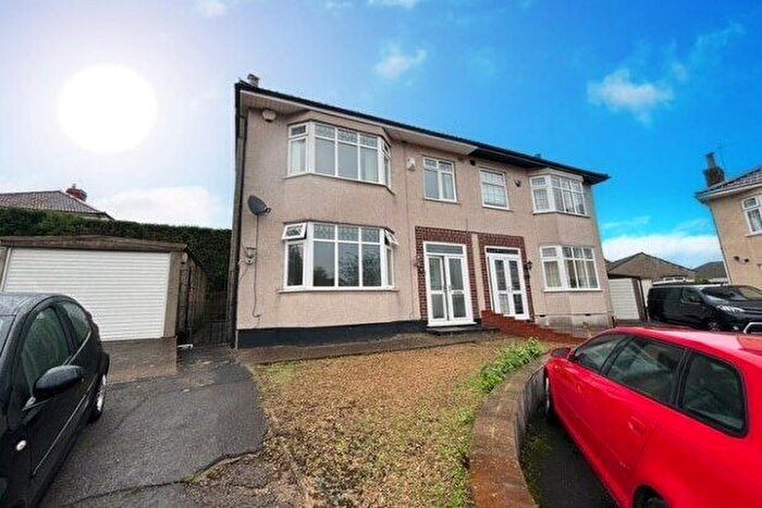 4 Bedroom Property To Rent In Idstone Road, Bristol, BS16