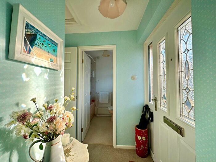 2 Bedroom Bungalow For Sale In Queens Court, Ledbury, HR8