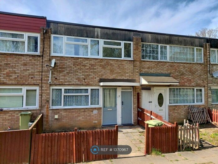 3 Bedroom Terraced House To Rent In Skene Close, Bletchley, Milton Keynes, MK2