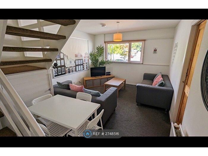 4 Bedroom Maisonette To Rent In Burscough Street, Ormskirk, L39