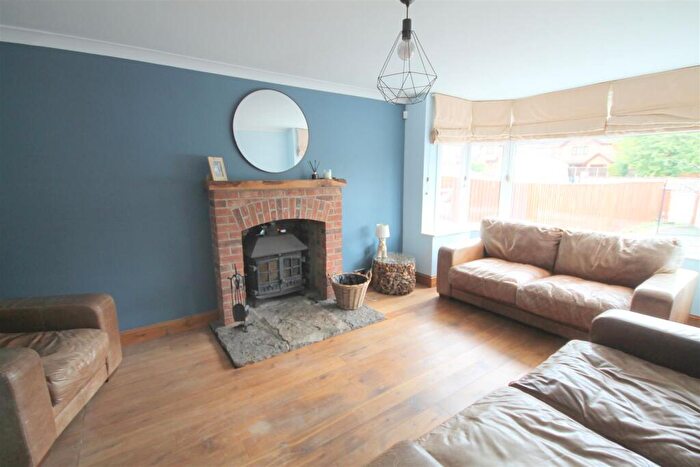 4 Bedroom Detached House For Sale In Stonehill, Bristol, BS15
