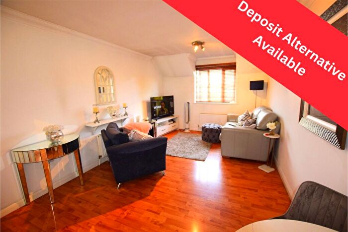 2 Bedroom Apartment To Rent In Oriel House, - London Road, Romford, Essex, RM7