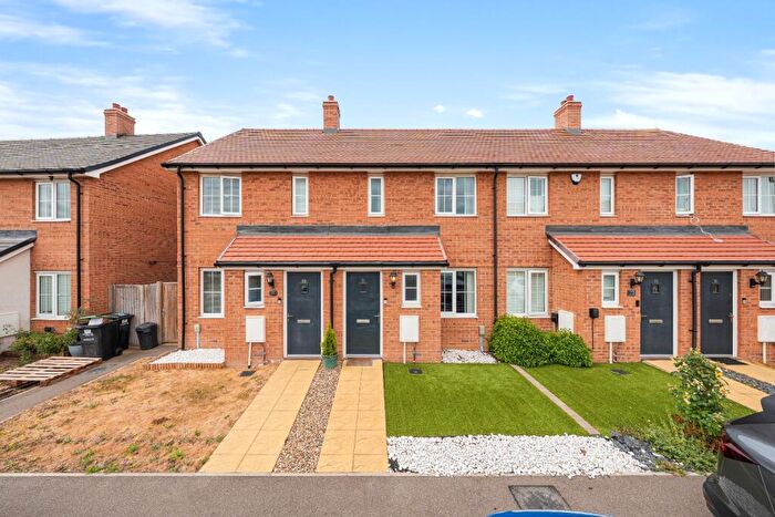 2 Bedroom Terraced House For Sale In Cornfield Drive, Gravesend, Kent, DA11
