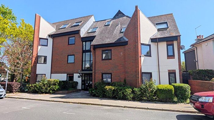 1 Bedroom Flat For Sale In Lennox Court, Lennox Road North, Southsea, PO5