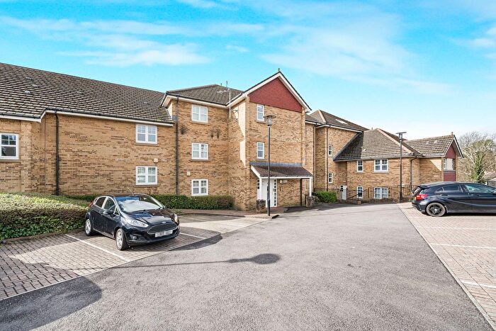 2 Bedroom Flat For Sale In Park Street, Bridgend, CF31