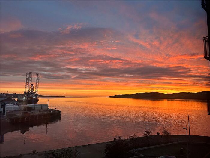 2 Bedroom Flat For Sale In South Victoria Dock Road, Dundee, Angus, DD1