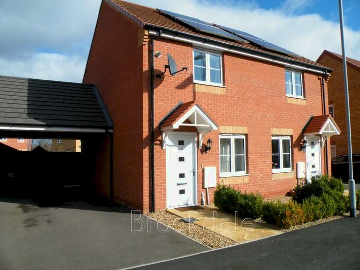 2 Bedroom Semi-Detached House To Rent In Shipton Grove, Peterborough, Cambridgeshire, PE7