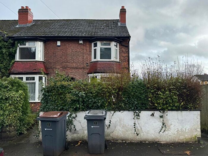 4 Bedroom End Of Terrace House For Sale In Milverton Road, Birmingham, B23