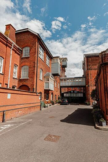 1 Bedroom Flat For Sale In Court Street, Faversham, ME13