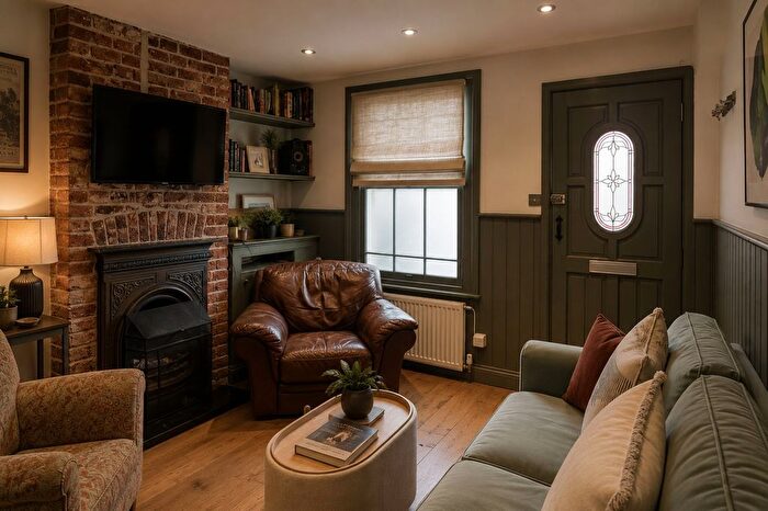 3 Bedroom Terraced House For Sale In Island Wall, Whitstable, CT5