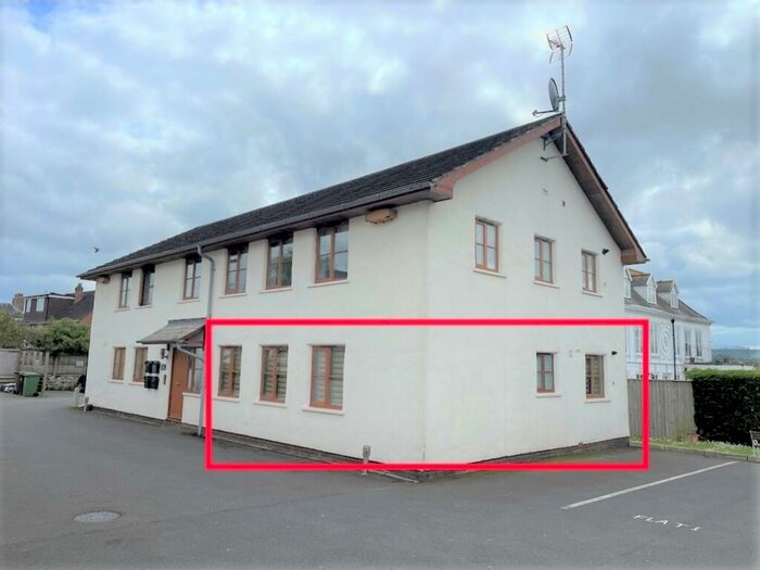 2 Bedroom Apartment To Rent In Mount Wear Court, Countess Wear, EX2