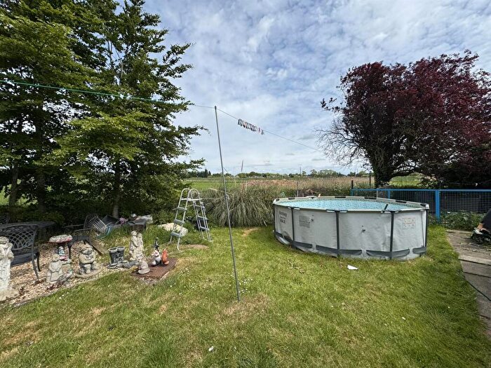 2 Bedroom Detached Bungalow For Sale In Drove Road, Whaplode Drove, Spalding, PE12