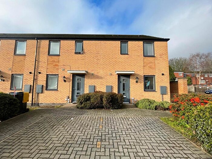 3 Bedroom Property To Rent In Spooner Croft, Birmingham, B5