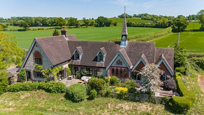 3 Bedroom Detached House For Sale In Woodlands Chapel, Woodlands, Bramdean, Alresford, SO24