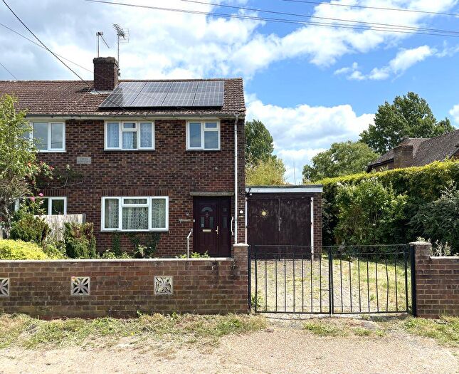 3 Bedroom Semi-Detached House For Sale In Keens Cottages, Part Lane, Swallowfield, Reading, RG7
