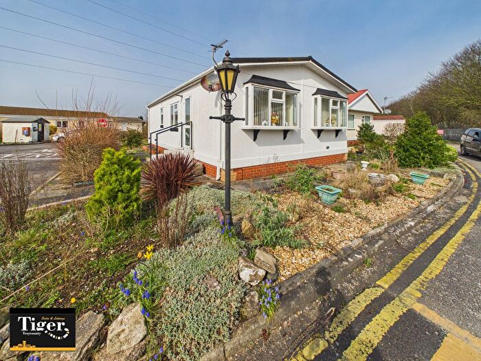 2 Bedroom Park Home For Sale In Carr Bridge Residential Park, Blackpool, FY4