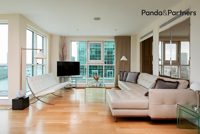 2 Bedroom Flat To Rent In Hamilton House, St. George Wharf, London, SW8