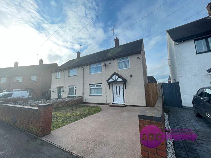 3 Bedroom Semi Detached House To Rent In Loxdale Drive, Great Sutton, Ellesmere Port, CH65