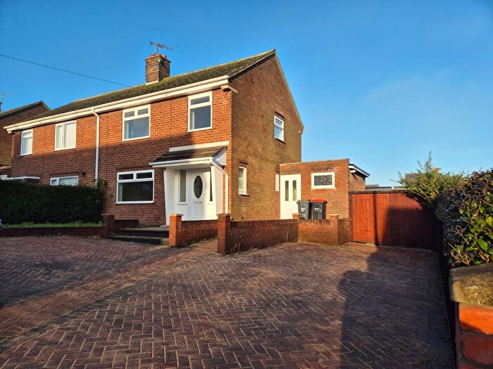 3 Bedroom Semi-Detached House To Rent In Ashton Drive, Frodsham, WA6