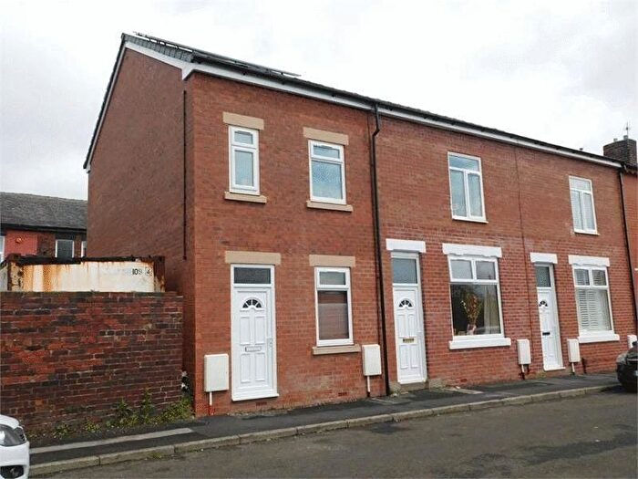 3 Bedroom End Of Terrace House To Rent In Siddall Street, Radcliffe, Manchester, M26