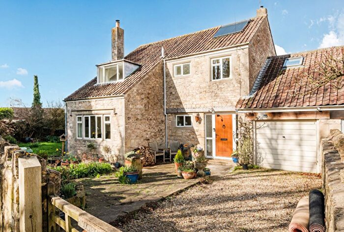 4 Bedroom Link Detached House For Sale In Englishcombe, Bath, Somerset, BA2