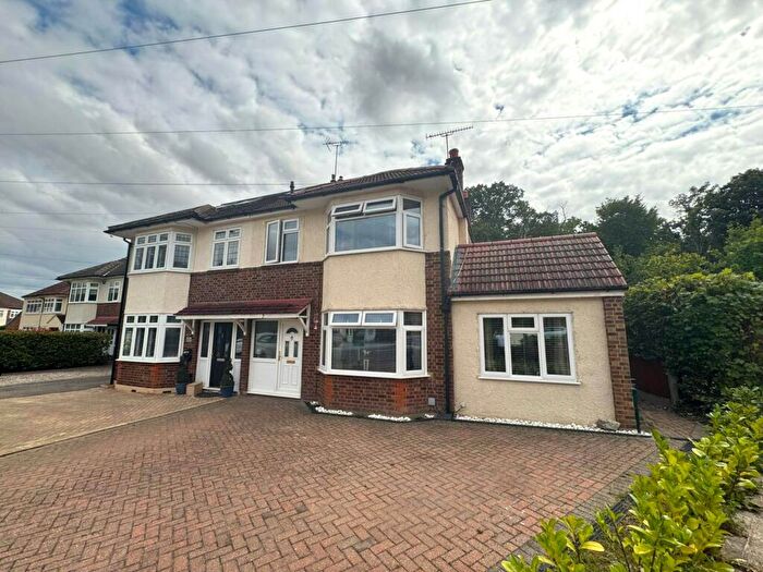 4 Bedroom Semi-Detached House For Sale In The Meadows, Ingrave, CM13