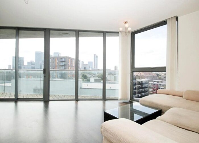 1 Bedroom Flat To Rent In Vickery's Wharf, Stainsby Road, E14