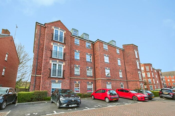 2 Bedroom Flat For Sale In Magnus Court, Chester Green, Derby, DE21