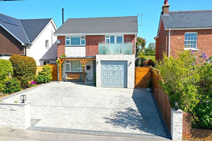 4 Bedroom Detached House For Sale In Glebe Road, Lytchett Matravers, Poole, BH16