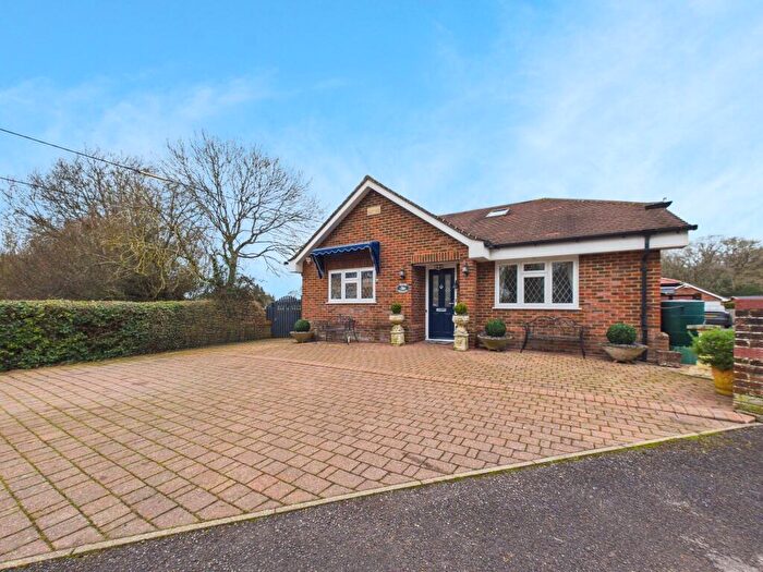 4 Bedroom Detached Bungalow For Sale In New Road, Pamber Green, RG26