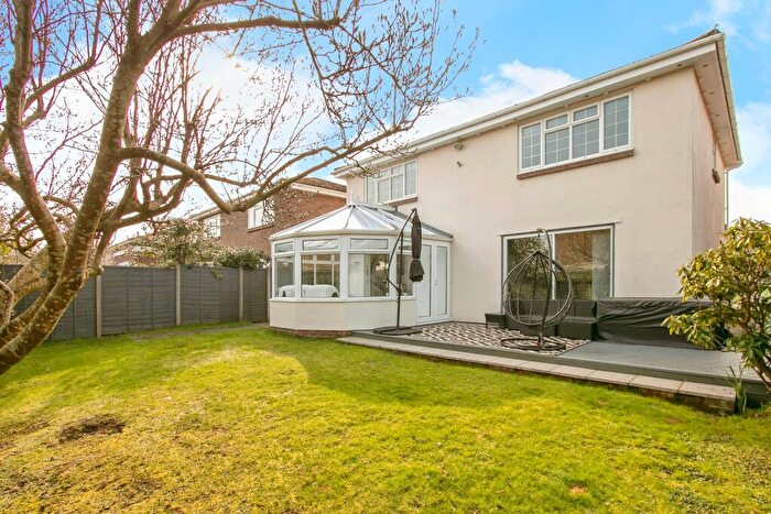 4 Bedroom Detached House For Sale In Sandringham Gardens, Muscliff, Bournemouth, Dorset, BH9