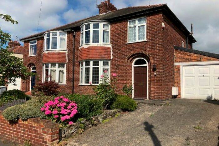 3 Bedroom Semi-Detached House To Rent In Green Dykes Lane, York, YO10