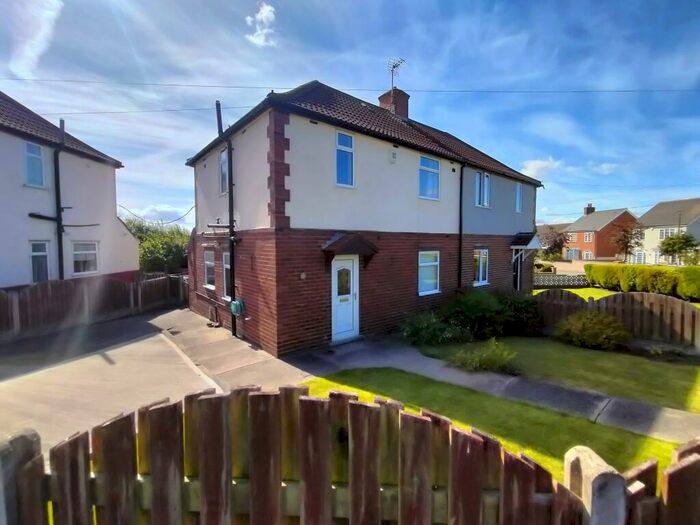 2 Bedroom House To Rent In Church View, Barlborough, S43