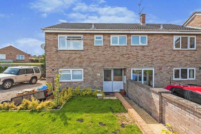 3 Bedroom Semi-Detached House For Sale In Hazeldean, Cinderford, GL14