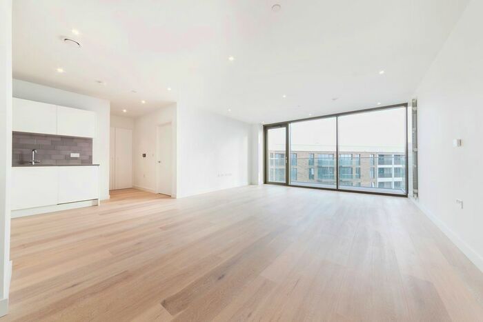 1 Bedroom Flat To Rent In Windlass House, Schooner Road, London, E16