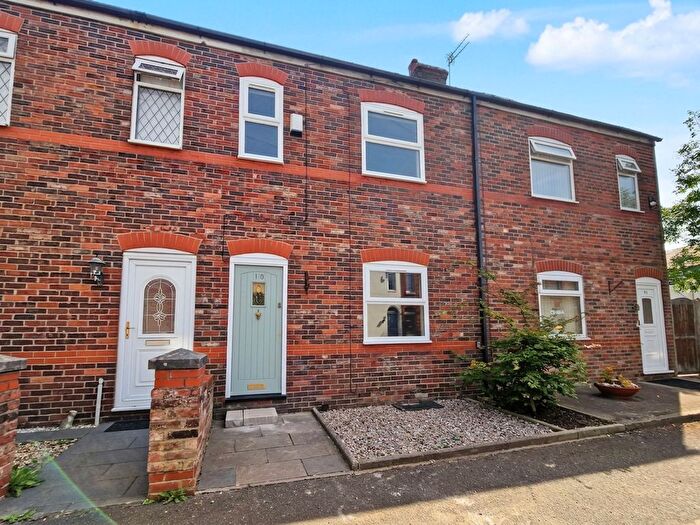 2 Bedroom Terraced House To Rent In Hamilton Avenue, Eccles, M30