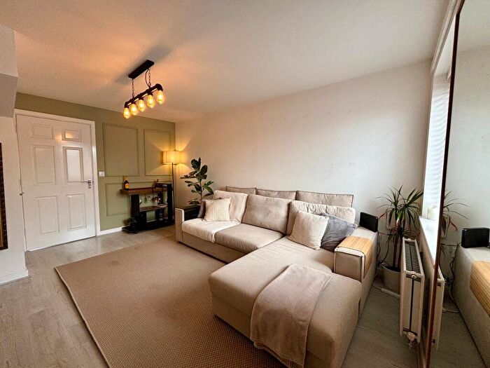 3 Bedroom House To Rent In Low Gardens, Wallsend, NE28