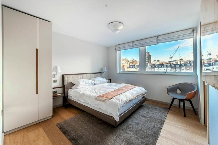 3 Bedroom Flat To Rent In William Mews, Knightsbridge, London, SW1X
