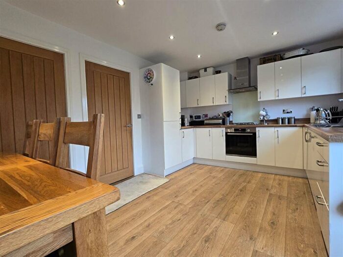 4 Bedroom Detached House For Sale In Riversleigh Way, Warton, Preston, PR4